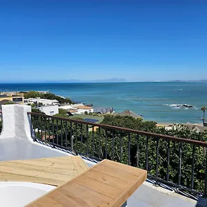 La Isla Bonita Bed & Breakfast